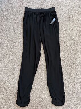 Vertigo (from Nordstrom) Black Pull-On Lightweight Pants